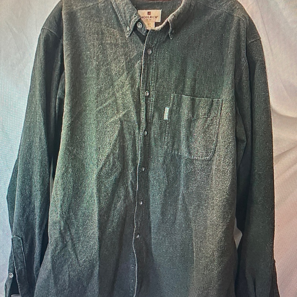 Woolrich Forest Green Long-Sleeve Button-Down Shirt